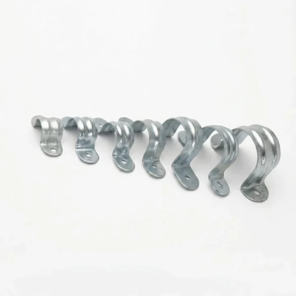 grapa doble oreja pvc