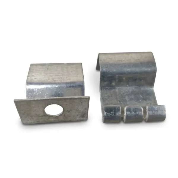 Soporte Lateral Galvanizado para Guaya o Varilla